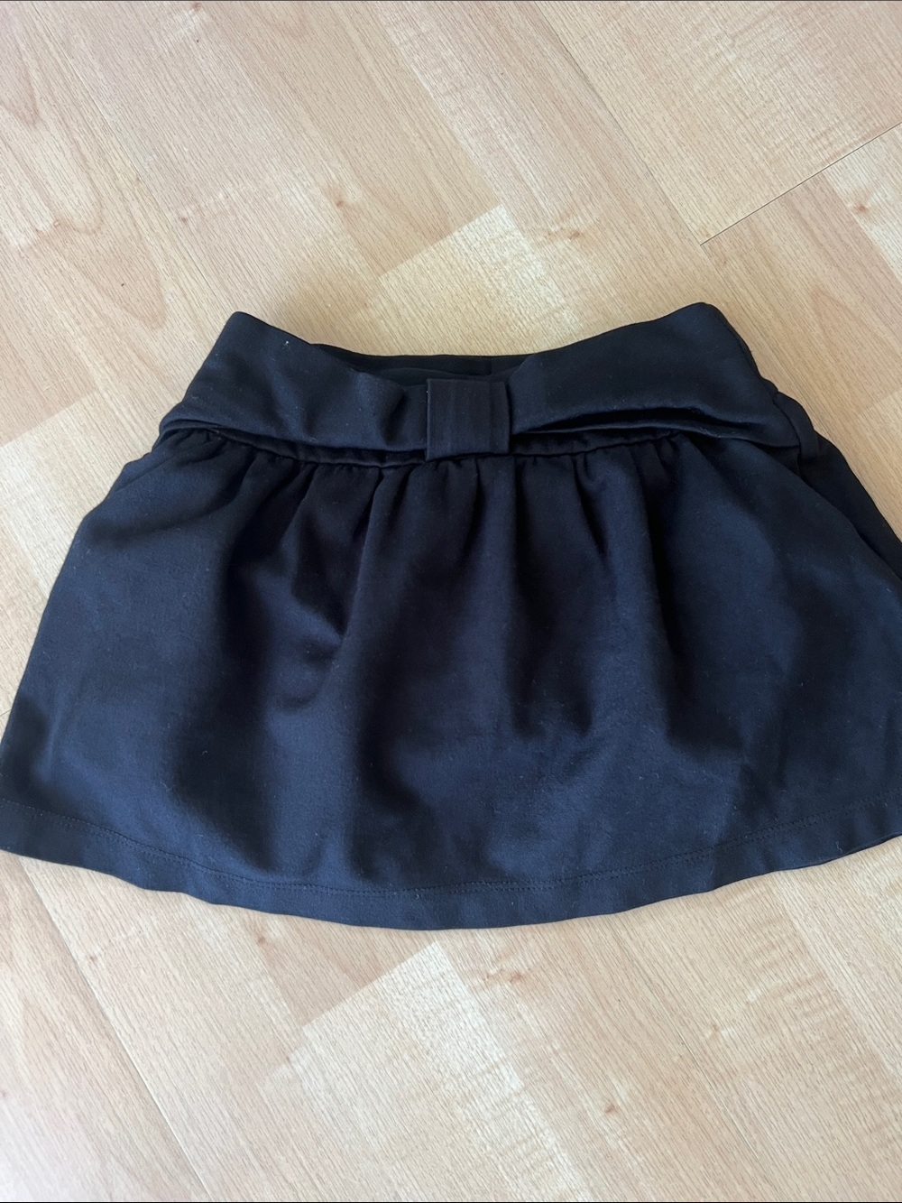 kate spade baby Skirt with Bow Waistband skirt the rules black like new